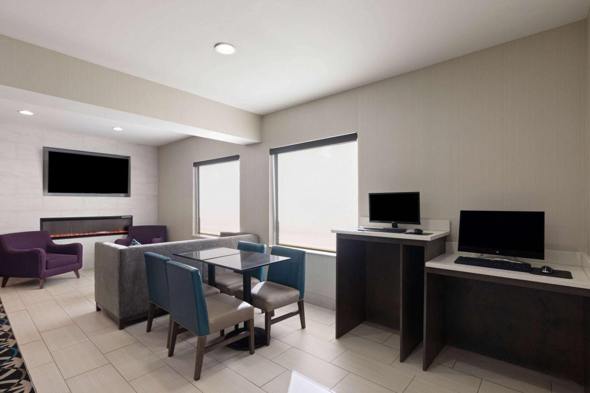 La Quinta By Wyndham Snellville - Stone Mountain Bagian luar foto
