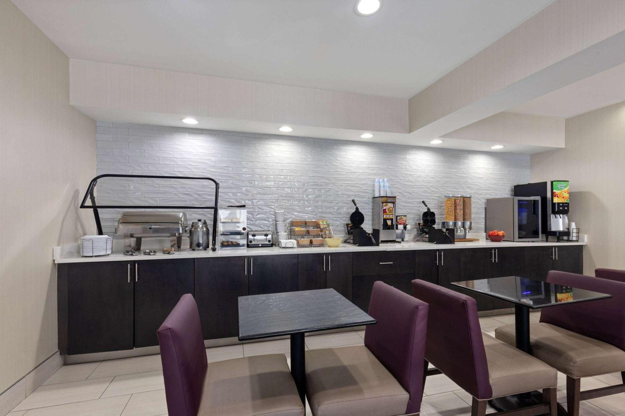 La Quinta By Wyndham Snellville - Stone Mountain Bagian luar foto